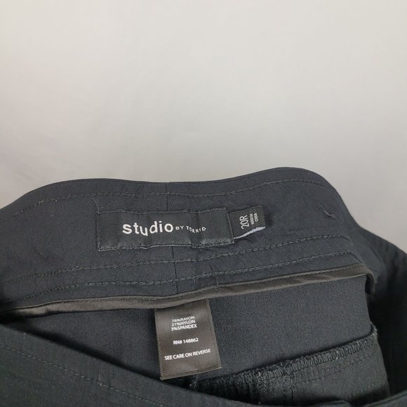 Studio by Torrid Trouser Boot Stretch Work Black Pants Size 20R - Picture 3 of 5